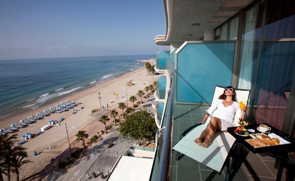 Double or Twin Room Sea View